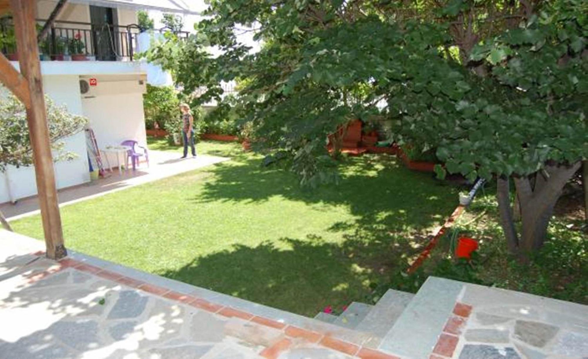 Melachrini Apartments Vrasná Kültér fotó